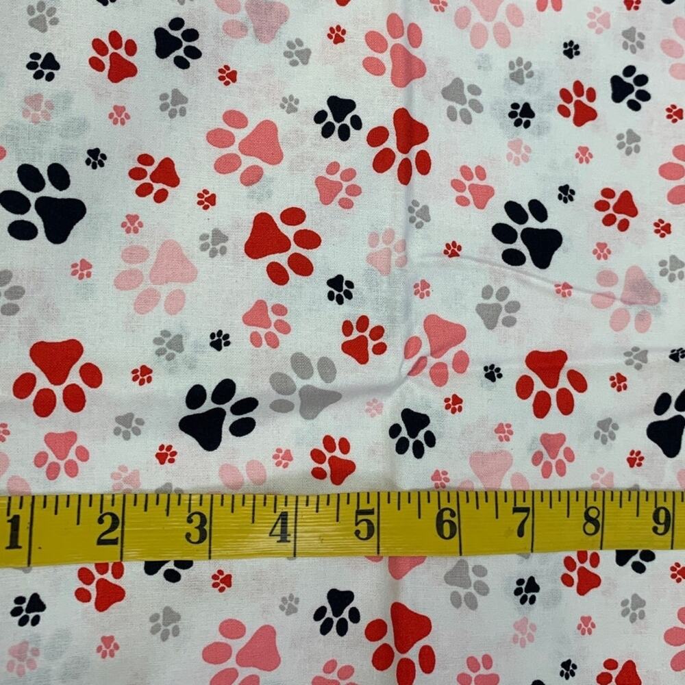 New Create It 18"X21" Valentine Puppy Dog Paws Fat Quarter FQ Quilting Fabric